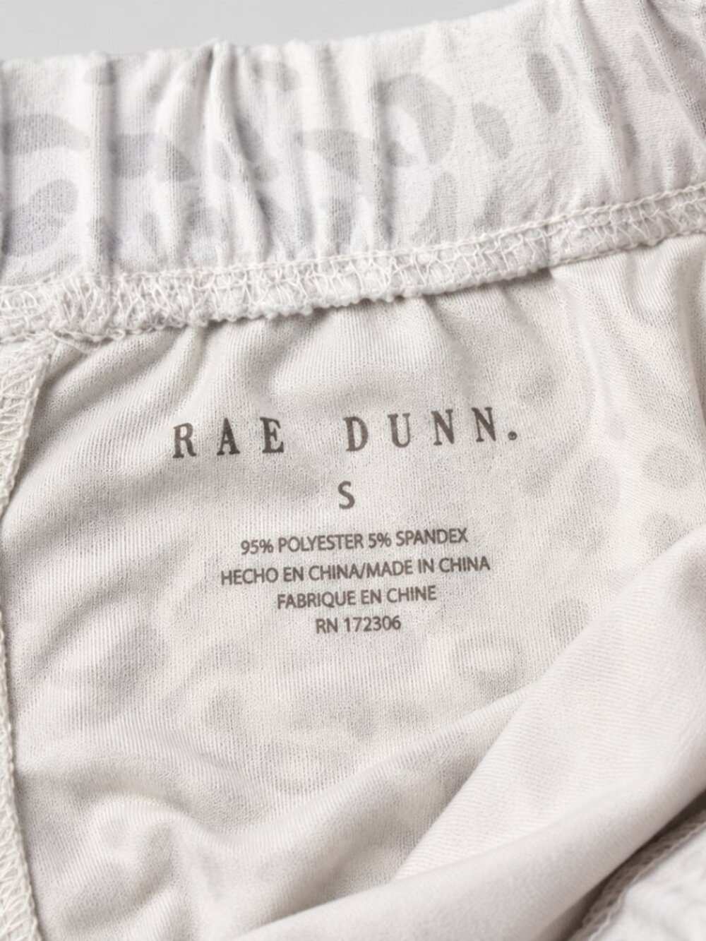 Rae Dunn Gray Abstract Animal Print 2pc Pajama Set S Button Up Jogger Sleepwear - Picture 4 of 6